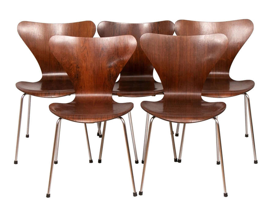 Set of 5 Series 7 Model 3107 Rosewood Chairs by Arne Jacobsen c.1960