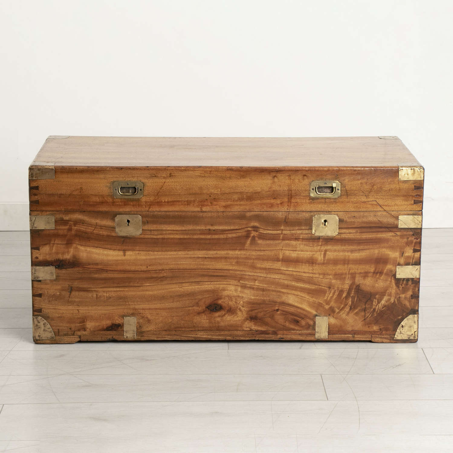 19Th C camphorwood military campaign chest/trunk