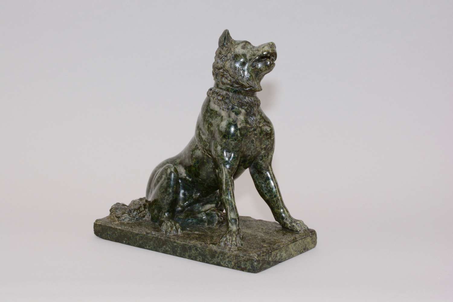 19th C marble 'The Dog of Alcibiades' or 'The Jennings Dog'.
