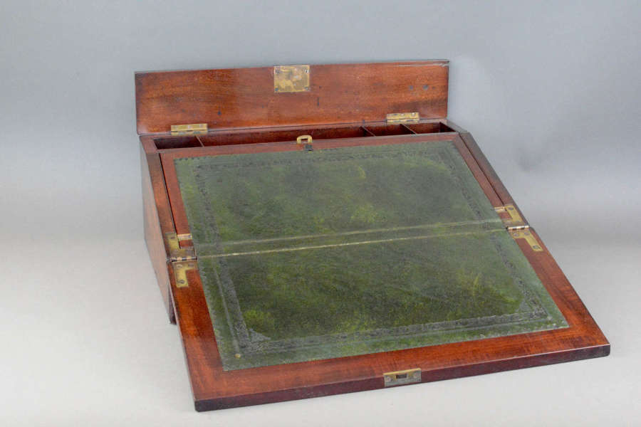 Understated Victorian Gentlemans mahogany writing box